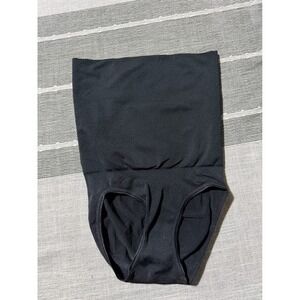 Red Hot by Spanx Womens‎ High Waisted Shaping Brief Black Small S/P 3035